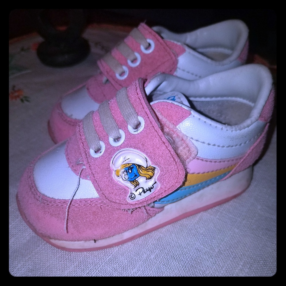 Vintage baby size 3 Smurf shoes